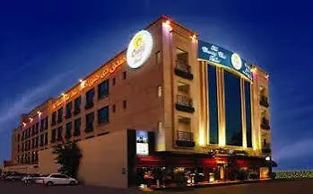 Hotel Country Club Dubai 4*,  United Arab Emirates